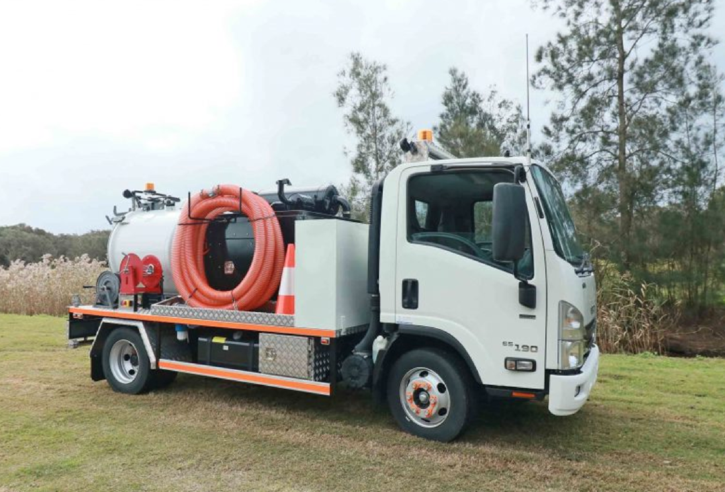water and vac truck
