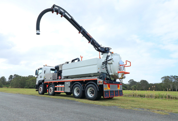 water and vac truck